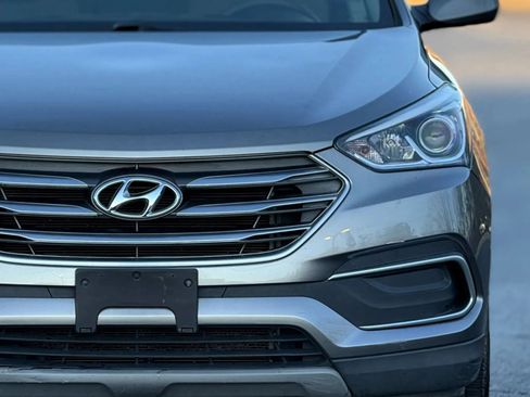 Used 2018 Hyundai Santa Fe Sport image 12