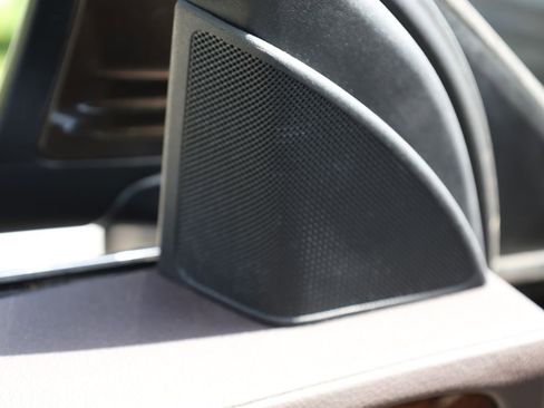Used 2015 Mercedes-Benz C 300 Sedan image 14
