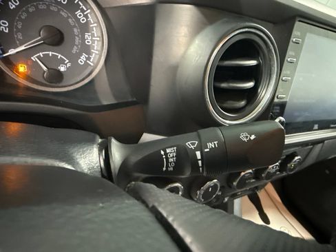 Used 2023 Toyota Tacoma TRD Sport w/ TRD Premium Sport Package AWD/4WD image 34