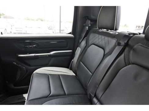 Used 2026 RAM 1500 Limited AWD/4WD image 9