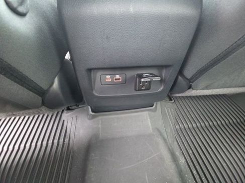 Used 2022 Nissan Frontier Pro-X image 25