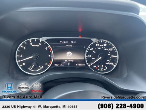 Used 2021 Nissan Rogue SV image 16