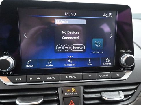 Used 2024 Nissan Altima 2.5 SV image 37