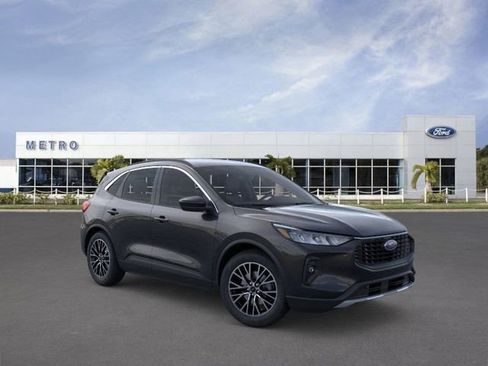 New 2025 Ford Escape SE image 7