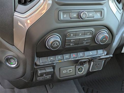 New 2026 Chevrolet Silverado 1500 Custom Trail Boss w/ Dark Appearance Package image 18