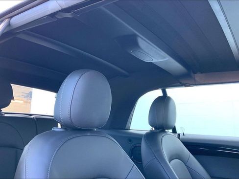 Used 2021 MINI Cooper Convertible image 21