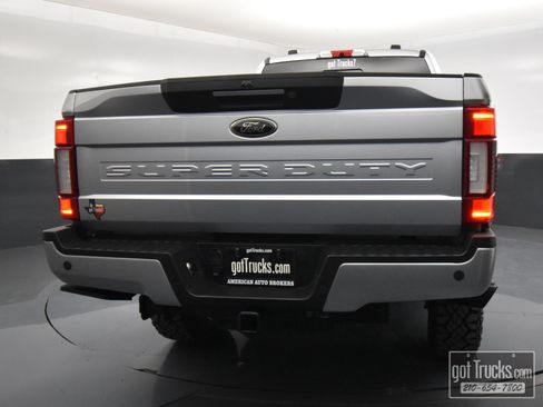 Used 2022 Ford F250 Lariat w/ Tremor Off-Road Package image 5