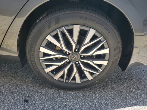 New 2025 Nissan Altima 2.5 SV w/ SV Premium Package FWD image 21