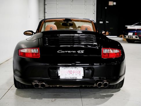 Used 2006 Porsche 911 Carrera 4S AWD/4WD image 4