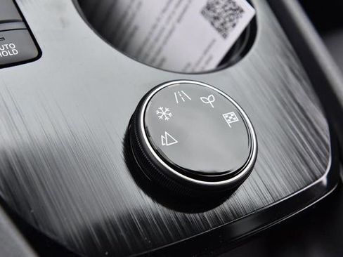 New 2026 Nissan Rogue SV image 20