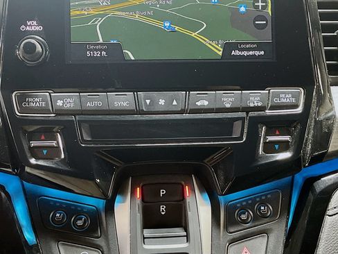 Used 2023 Honda Odyssey Elite image 16