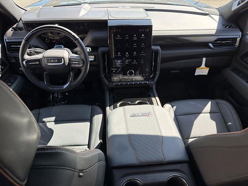 New 2026 GMC Yukon AT4 w/ AT4 Premium Plus Package AWD/4WD image 7