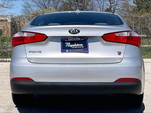 Used 2014 Kia Forte LX w/ Popular Package FWD image 4
