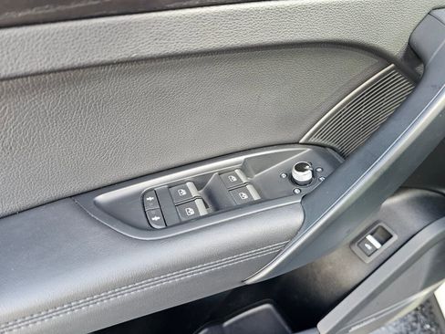 Used 2019 Audi Q5 2.0T Premium Plus w/ Premium Plus Package image 27