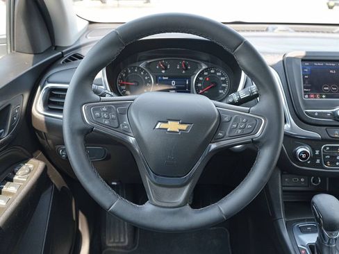 Used 2024 Chevrolet Equinox LT AWD/4WD image 34