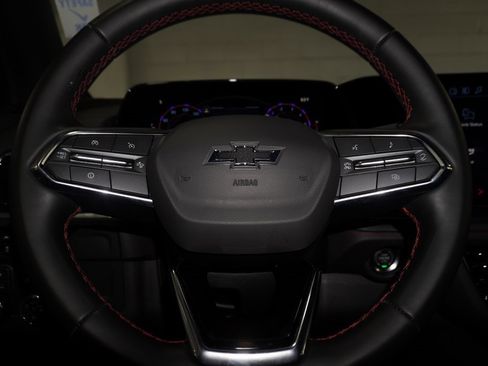 Used 2025 Chevrolet Suburban RST image 26