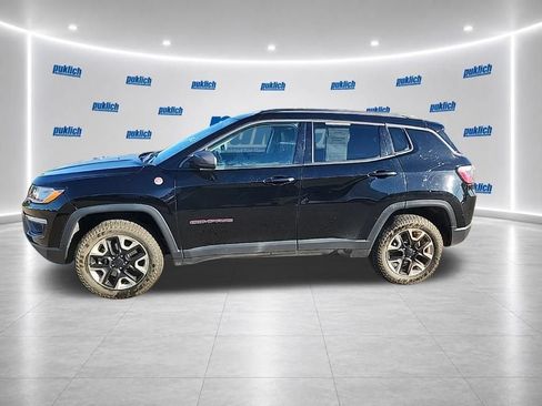 Used 2018 Jeep Compass Trailhawk AWD/4WD image 4