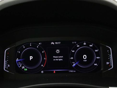 Used 2022 Volkswagen Atlas SE w/ Panoramic Sunroof Package FWD image 7