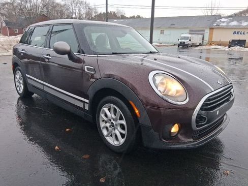 Used 2017 MINI Cooper Clubman image 7