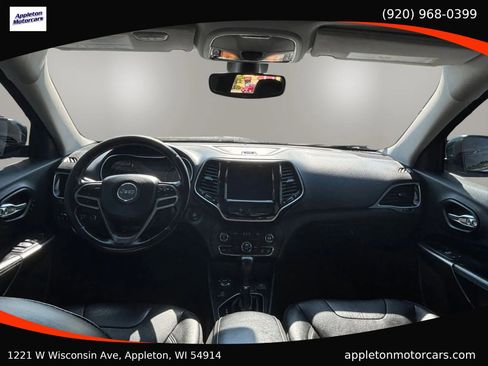 Used 2020 Jeep Cherokee Limited AWD/4WD image 18