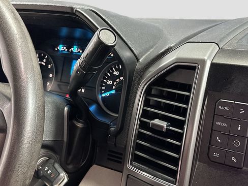 Used 2018 Ford F150 XLT w/ XTR Package AWD/4WD image 17