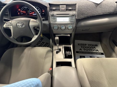 Used 2009 Toyota Camry LE image 8