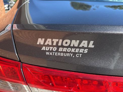 Used 2015 Toyota Avalon XLE Touring image 38