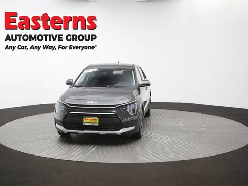 Used 2025 Kia Niro LX FWD image 50