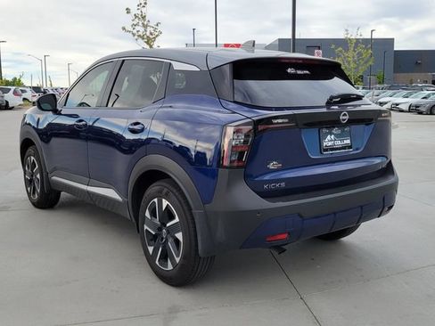 Used 2025 Nissan Kicks SV AWD/4WD image 3