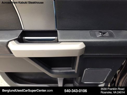 Used 2017 Ford F150 Lariat image 33