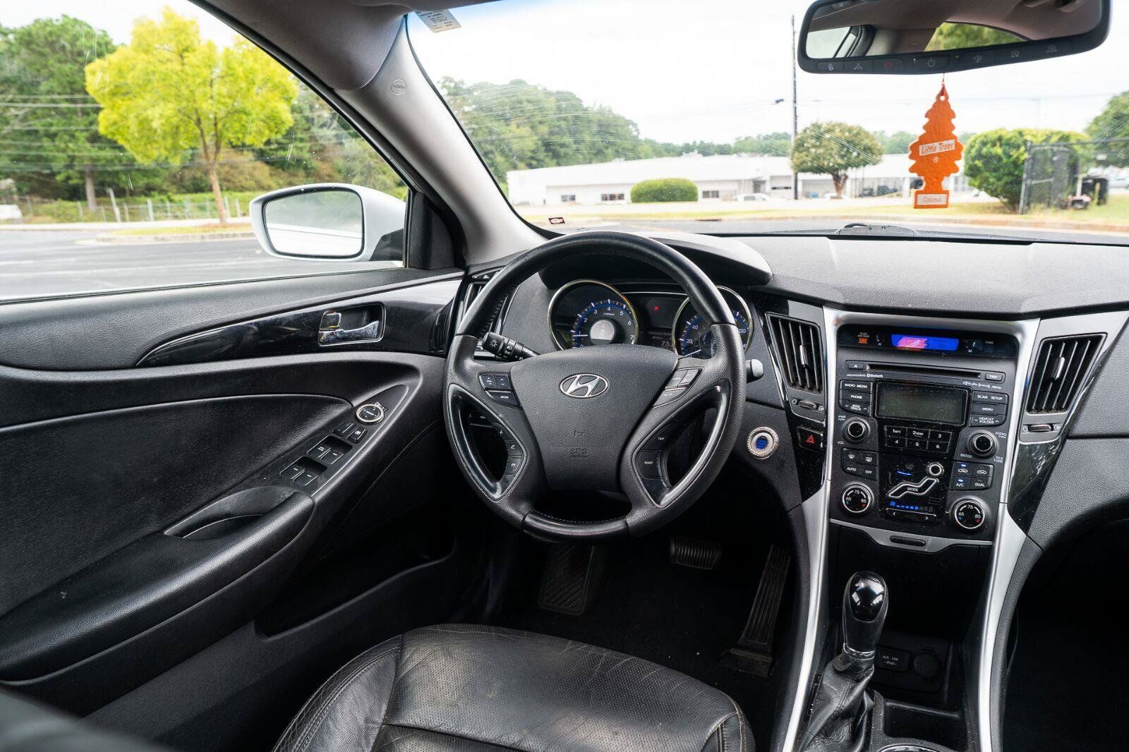 Used 2012 Hyundai Sonata Limited FWD image 28