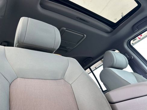 Used 2015 Honda Pilot SE image 17
