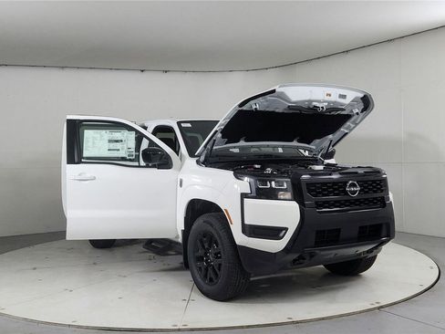 New 2026 Nissan Frontier SV w/ Tow Package image 9