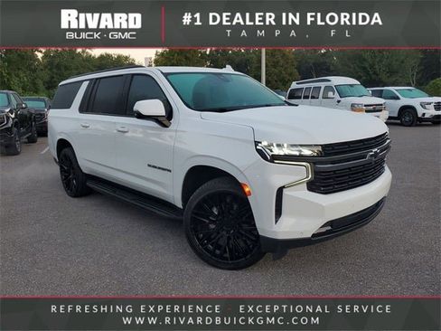 Used 2022 Chevrolet Suburban RST w/ Luxury Package image 46