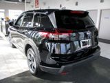 Used 2025 Nissan Rogue SV image 4