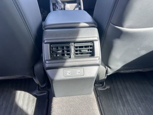 Used 2024 Honda Accord Touring image 10