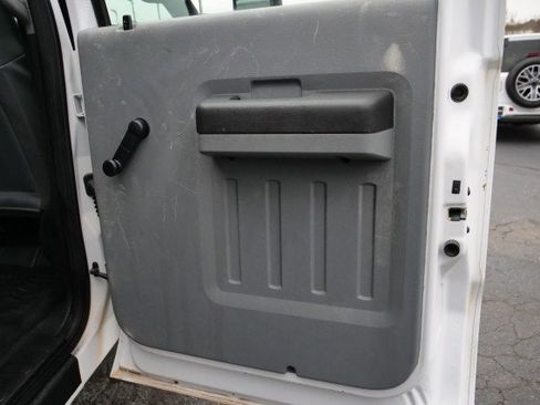 Used 2014 Ford F450 XL w/ Trailer-Tow Package image 36