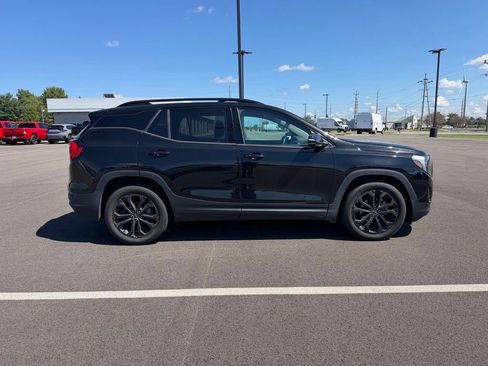 Used 2020 GMC Terrain SLE w/ Driver Convenience Package FWD image 4