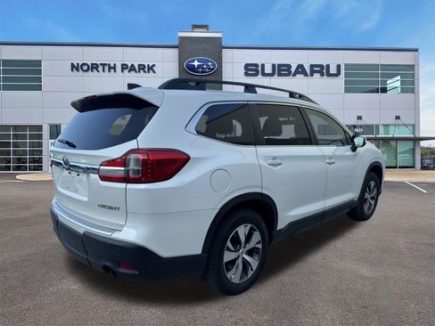 Used 2019 Subaru Ascent Premium AWD/4WD image 3