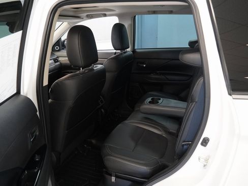 Used 2020 Mitsubishi Outlander GT image 21