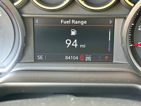 Used 2021 Chevrolet Suburban LT image 16