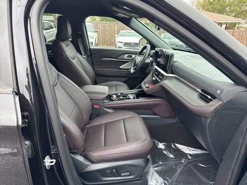 New 2026 Ford Explorer Platinum w/ LUX Leather Package AWD/4WD image 7