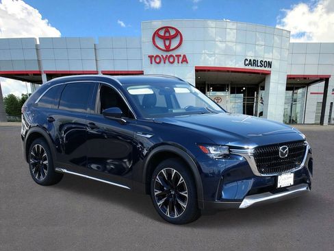 Used 2024 MAZDA CX-90 Plug-In Hybrid w/ Premium Pkg AWD/4WD image 2