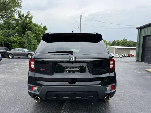 Used 2024 Honda Passport Black Edition image 5