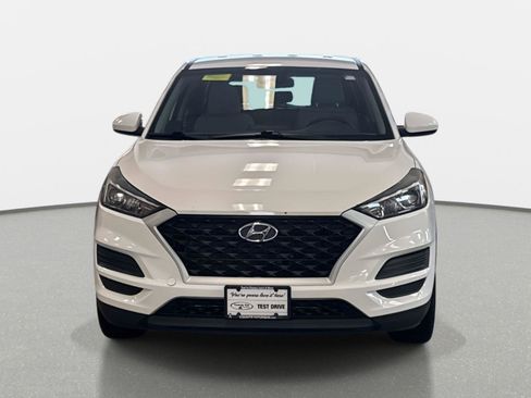 Used 2019 Hyundai Tucson SE image 2