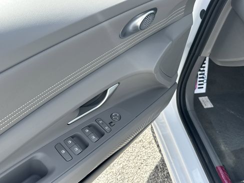 New 2026 Hyundai Elantra SEL Sport Premium image 16