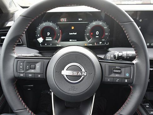 New 2026 Nissan Kicks SR w/ Cold Weather Package image 10