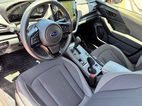 Used 2025 Subaru Crosstrek 2.5i Premium AWD/4WD image 16