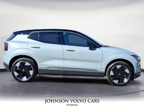 New 2025 Volvo EX30 Plus w/ Protection Package Premier image 2
