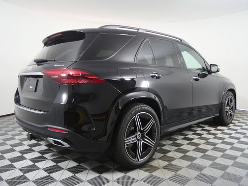 Used 2025 Mercedes-Benz GLE 450 4MATIC image 3